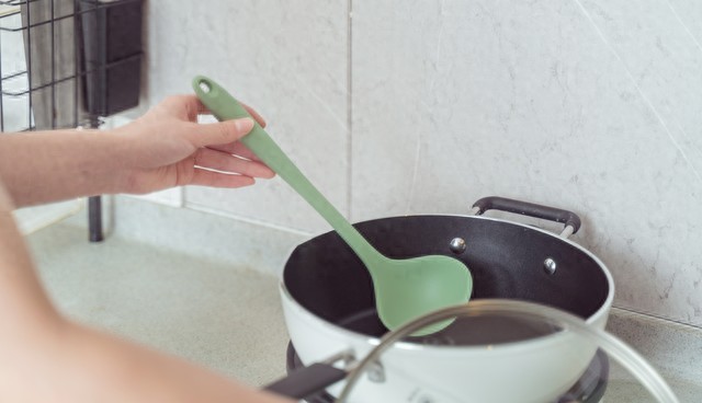 30年传家锅上市时间难_传统企业上市时间选择_企业上市难