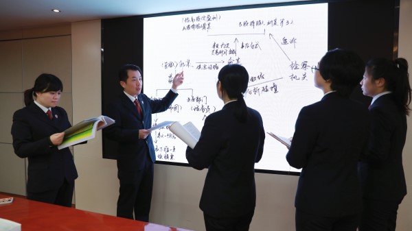 股票业务员犯法吗_新三板非法销售_新三板投资风险