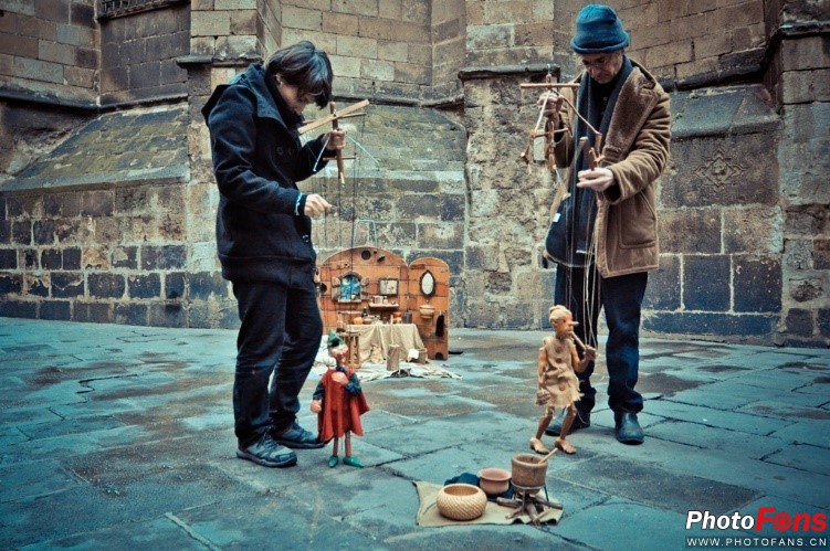 街景摄影技巧_街拍抄底用什么设备啊_街头建筑拍摄方法