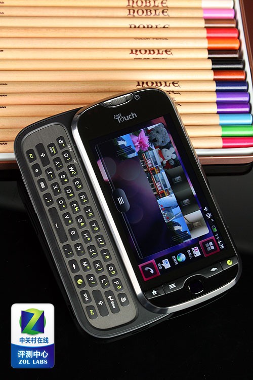 双核全键盘新宠 myTouch 4G Slide评测