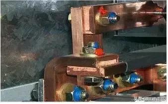 电气元件安装要求_小母线端子_电气柜布局规范