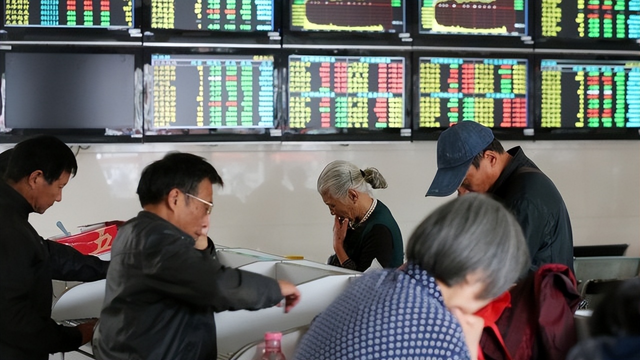 穷人炒股心态_炒股的智慧第四版下载_富人炒股思维